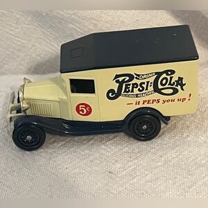 Vintage Die cast Pepsi Cola Toy Delivery Truck